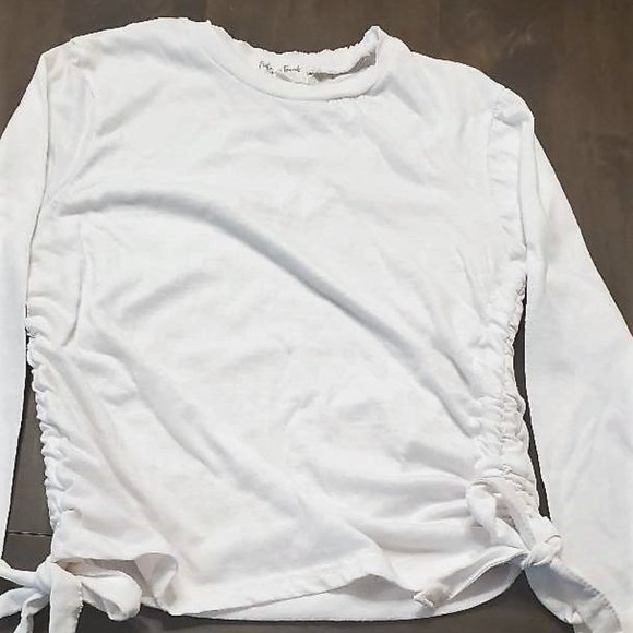 Women's Full Circle Trends with Love Size Medium Thin White Long Sleeve with Tie - Picture 1 of 4